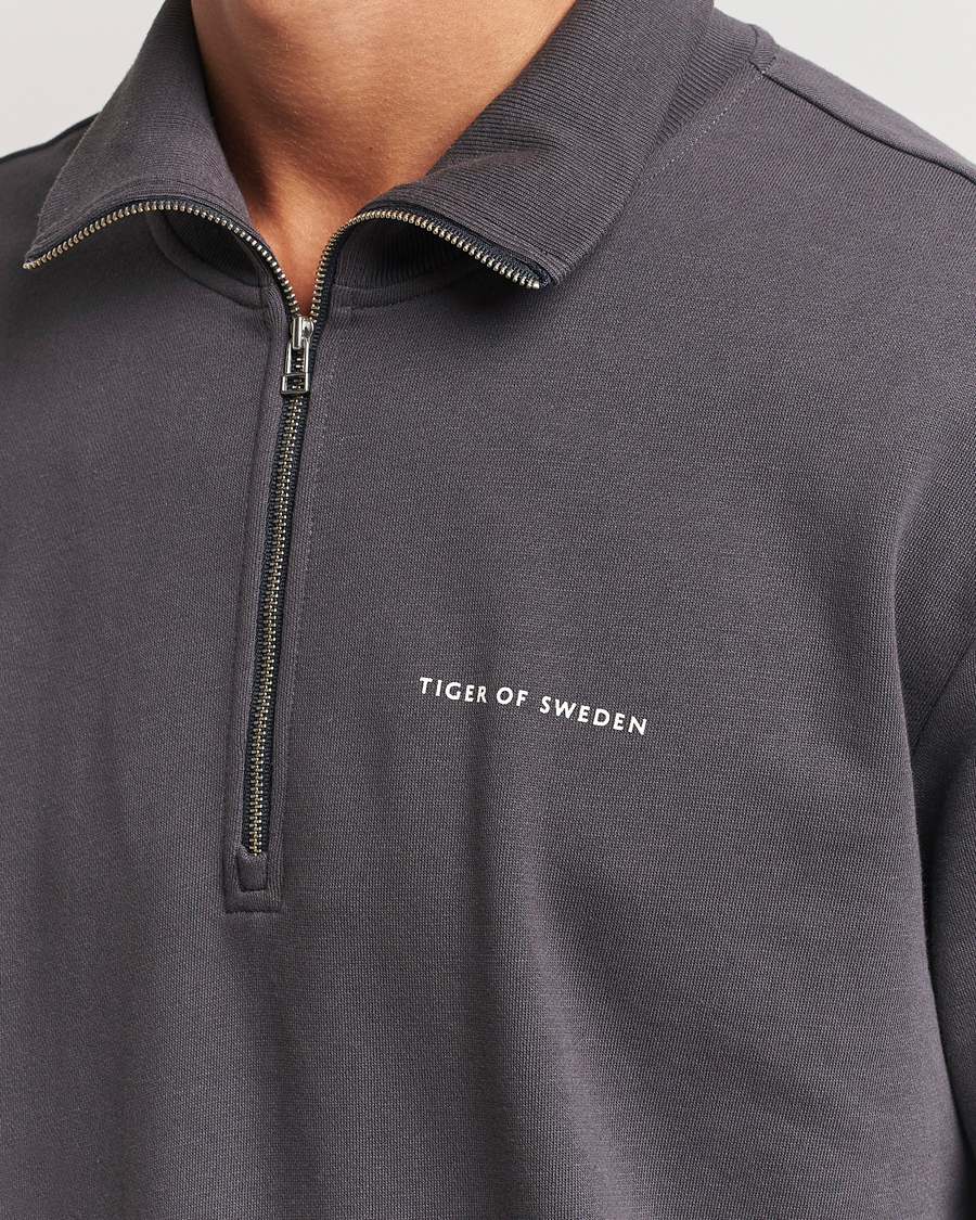Hombres | Jerséis y prendas de punto | Tiger of Sweden | Marlon Half Zip Sweatshirt Charcoal