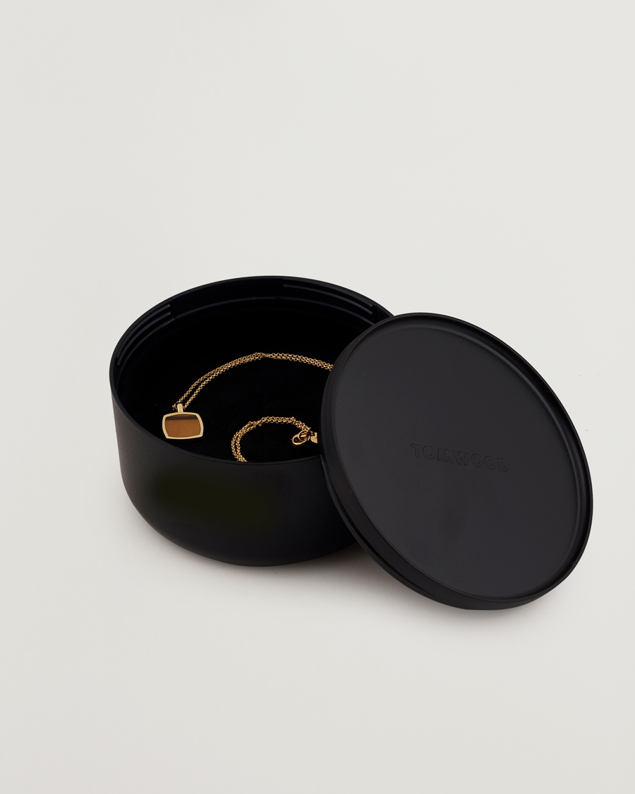 Hombres | Tom Wood Cushion Pendant Tiger Eye Gold | Tom Wood | Cushion Pendant Tiger Eye Gold