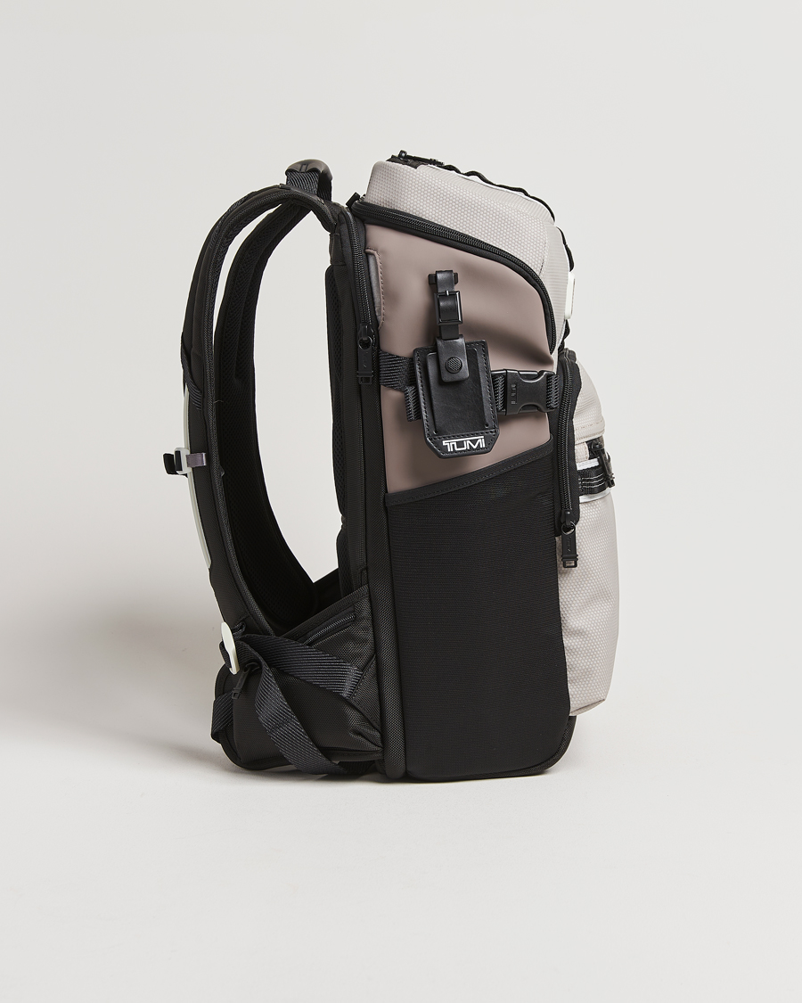 Hombres | TUMI Alpha Bravo Reserve Backpack Chalk | TUMI | Alpha Bravo Reserve Backpack Chalk