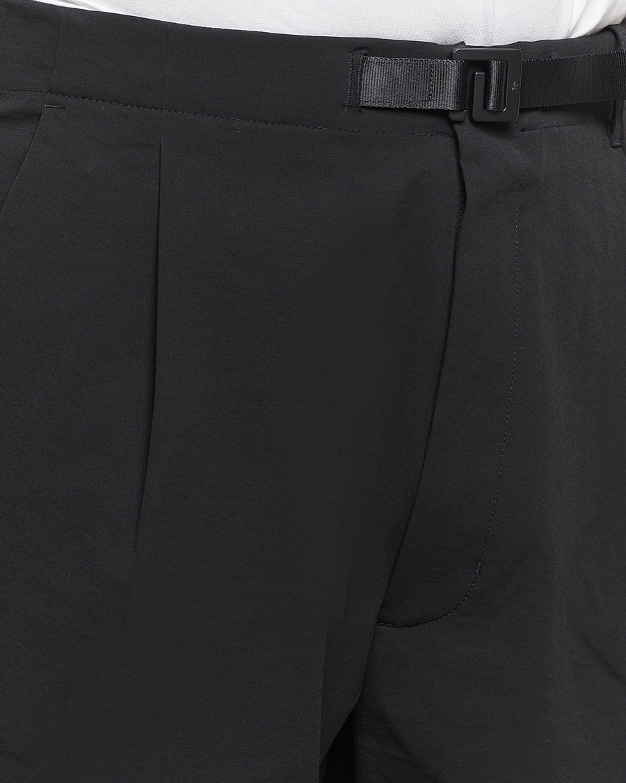 Hombres | Pantalones | Goldwin | One Tuck Tapered Stretch Pants Black