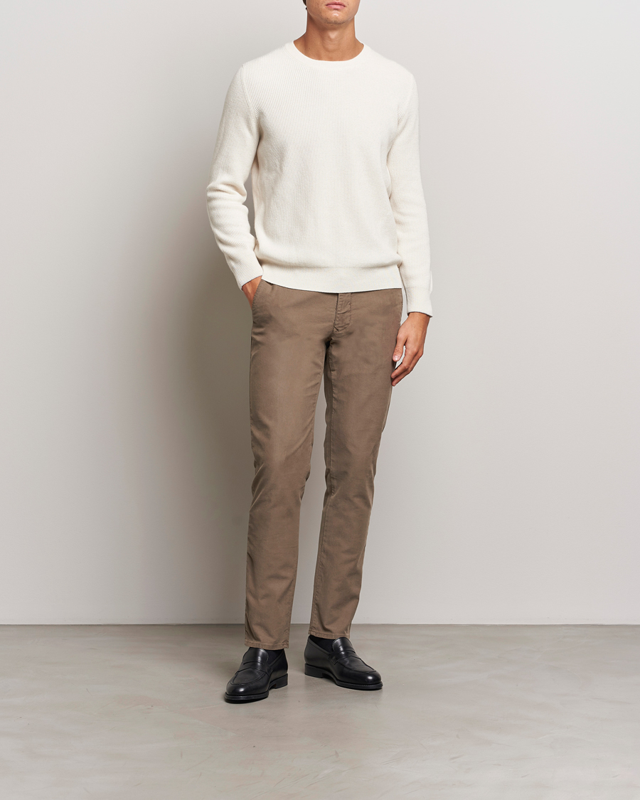 Hombres | Pantalones | Incotex | Slim Fit Garment Dyed Slacks Brown