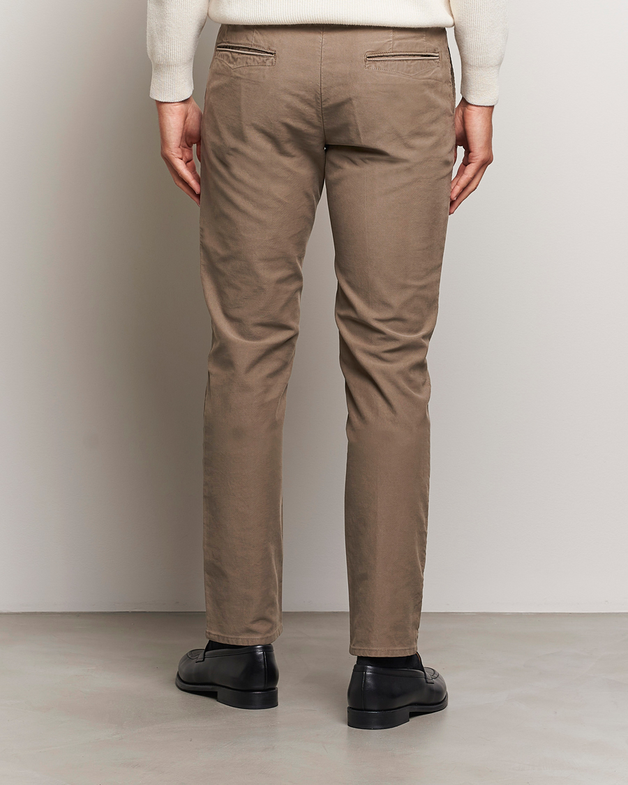 Hombres | Pantalones | Incotex | Slim Fit Garment Dyed Slacks Brown