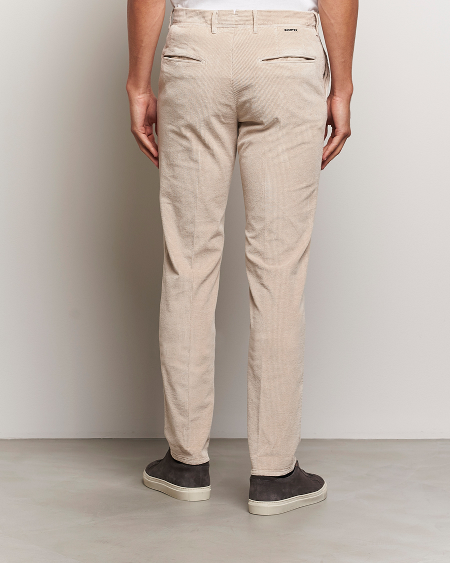 Hombres | Pantalones | Incotex | Slim Fit Leisure Cord Slacks Light Beige