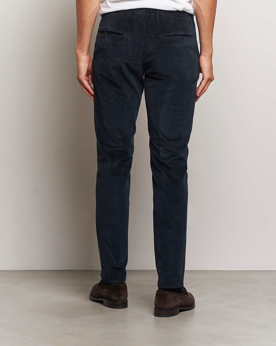 Hombres | Pantalones | Incotex | Slim Fit Leisure Cord Slacks Navy