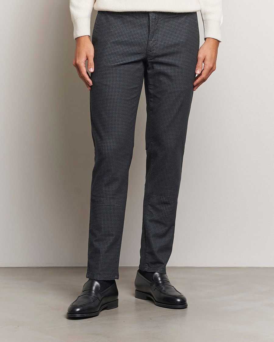 Hombres | Pantalones | Incotex | Slim Fit Houndstooth Cotton Pants Dark Grey