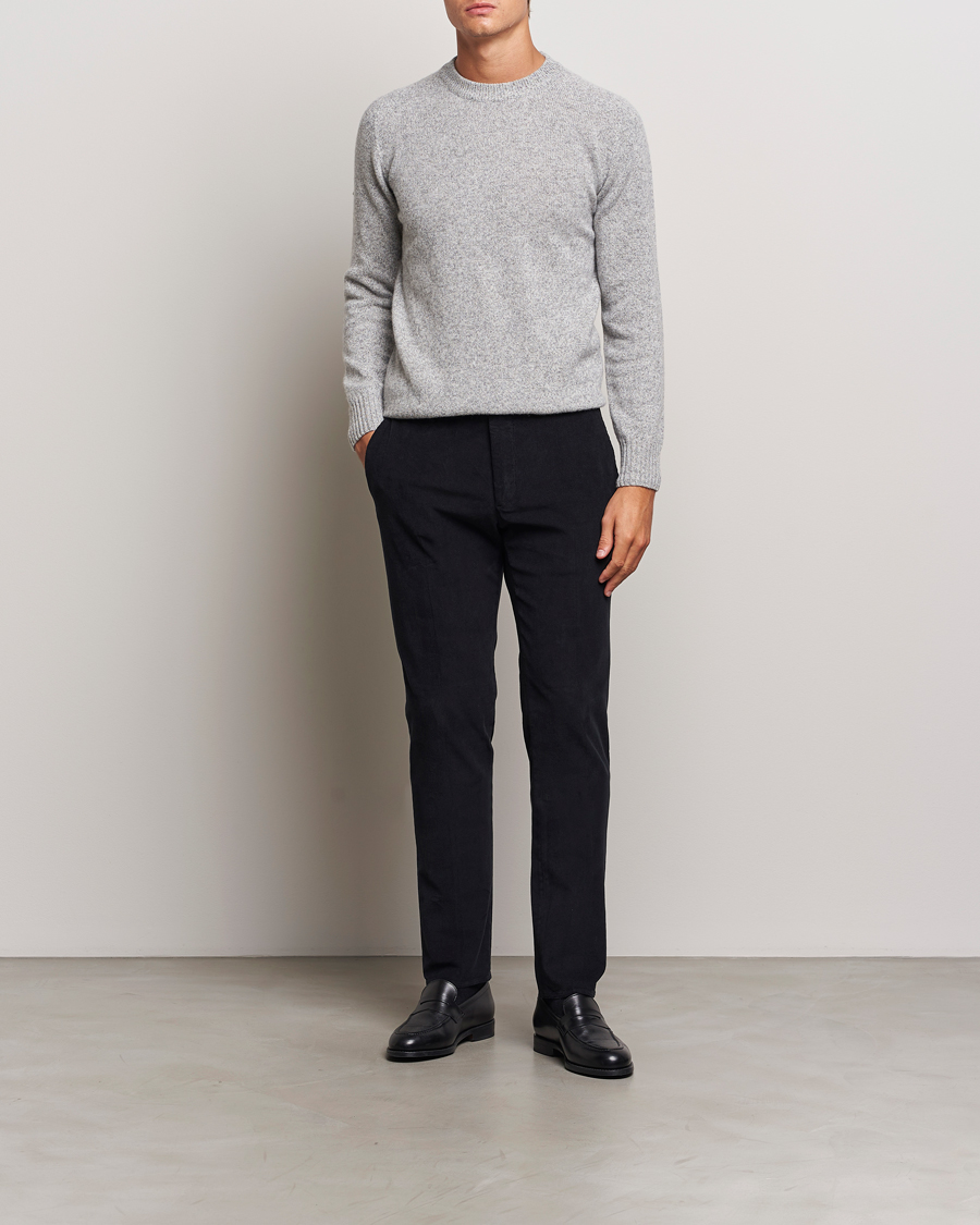 Hombres | Pantalones | Incotex | Slim Fit Baby Corduroy Trousers Navy