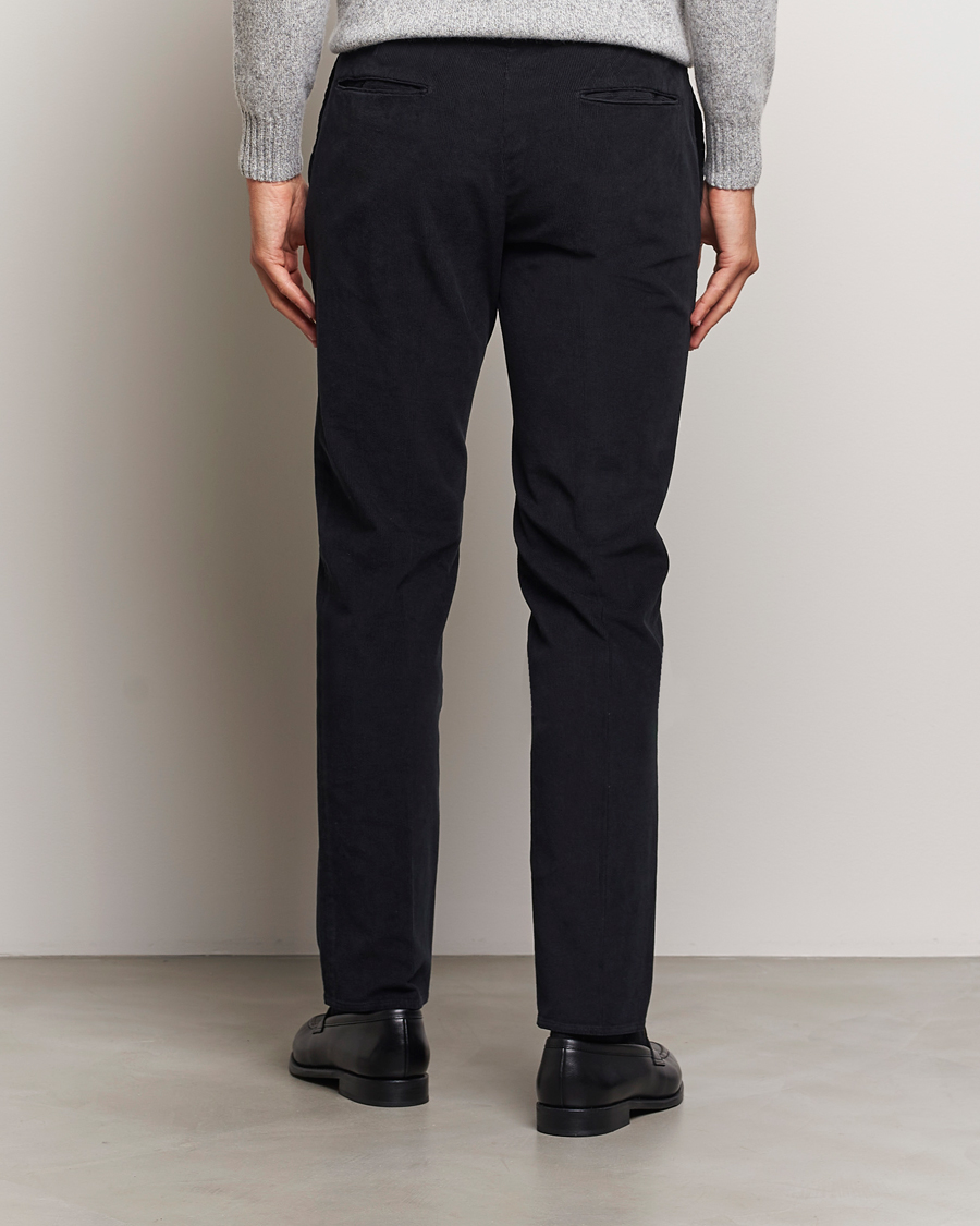Hombres | Pantalones | Incotex | Slim Fit Baby Corduroy Trousers Navy