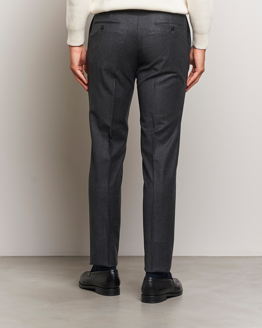 Hombres | Pantalones | Incotex | Slim Fit Houndstooth Flannel Trousers Light Grey