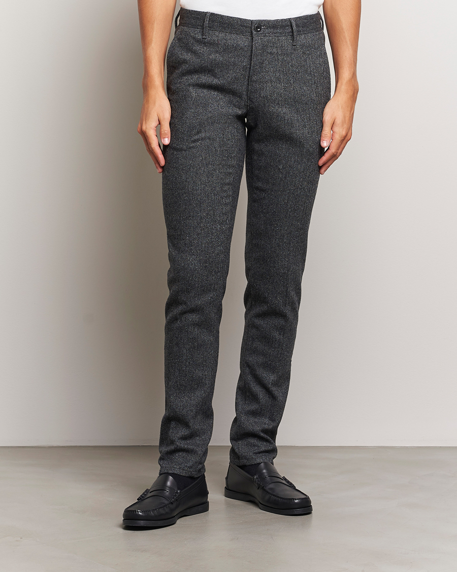 Hombres | Pantalones | Incotex | Slim Fit Washed Wool Stretch Slacks Dark Grey