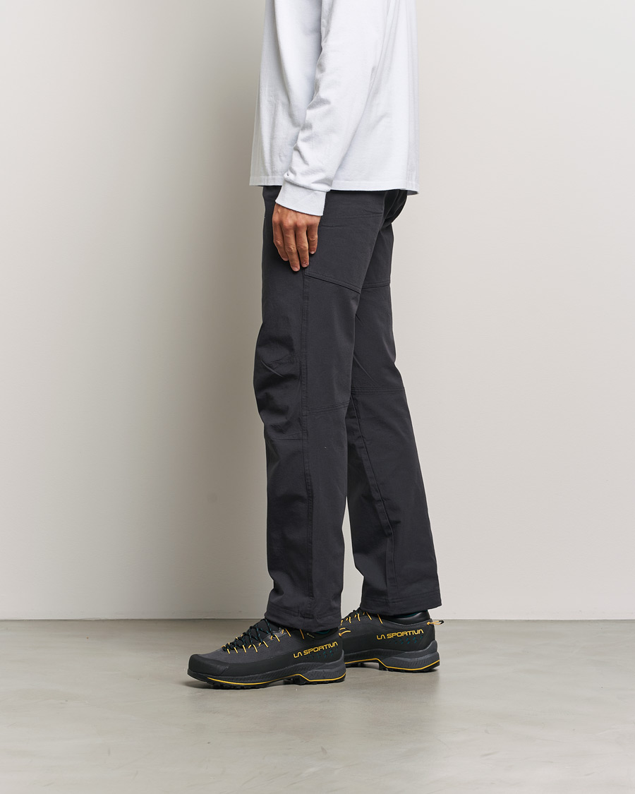 Hombres | La Sportiva TX4 Evo GTX Hiking Shoes Carbon/Bamboo | La Sportiva | TX4 Evo GTX Hiking Shoes Carbon/Bamboo