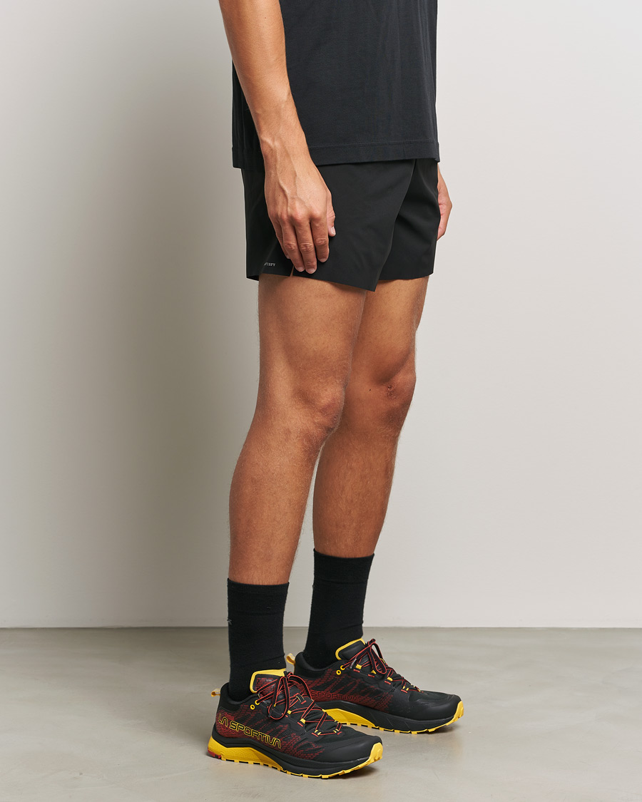 Hombres | La Sportiva Jackal II GTX Black/Yellow | La Sportiva | Jackal II GTX Black/Yellow