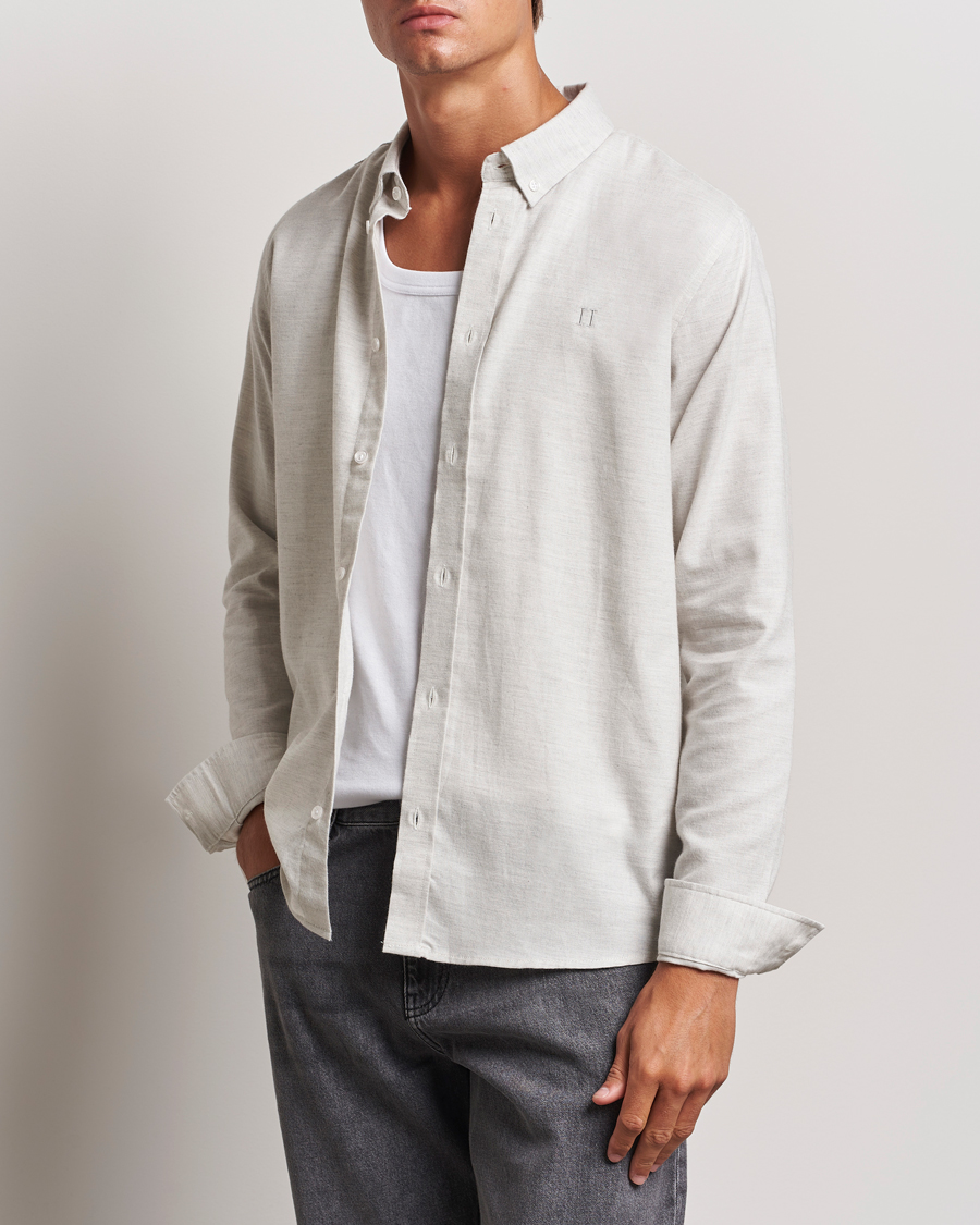 Hombres | Camisas | LES DEUX | Dessert Reg Shirt Snow Melange
