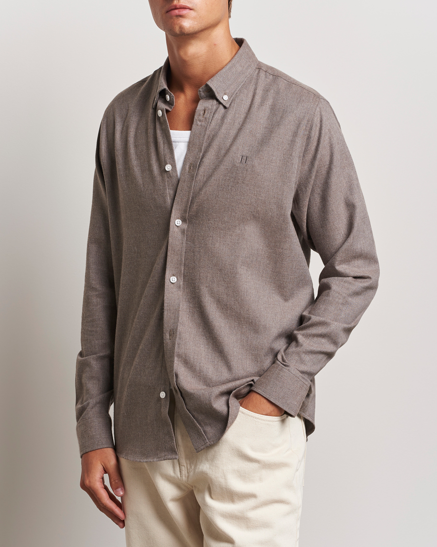 Hombres | Camisas | LES DEUX | Dessert Reg Shirt Mountain Grey Melange