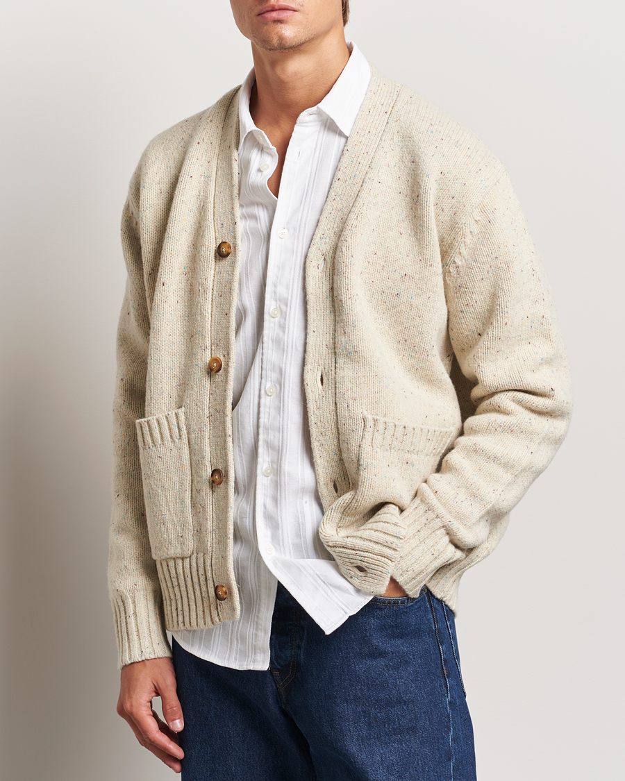 Hombres | Jerséis y prendas de punto | LES DEUX | Gary Fleck Wool Cardigan Light Sand