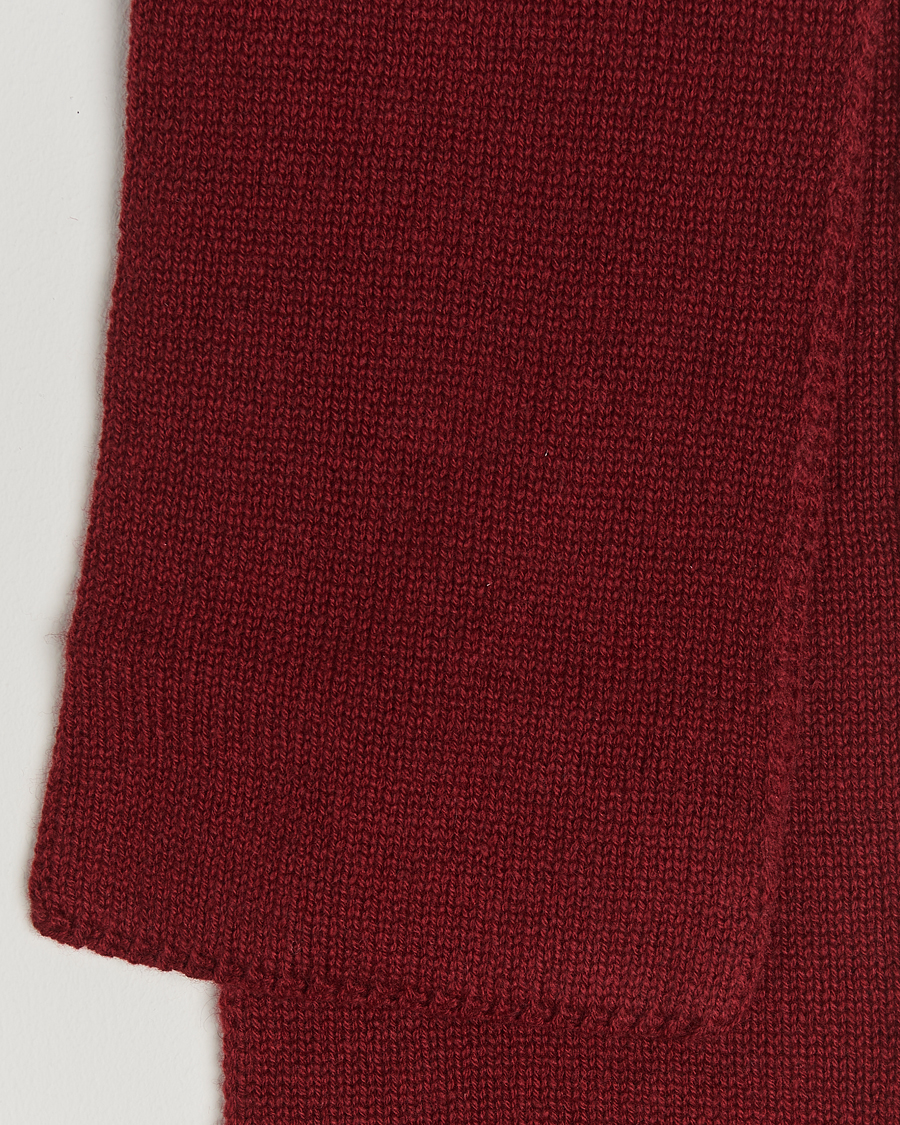 Hombres | Piacenza Cashmere Short Loop Cashmere Scarf Burgundy | Piacenza Cashmere | Short Loop Cashmere Scarf Burgundy