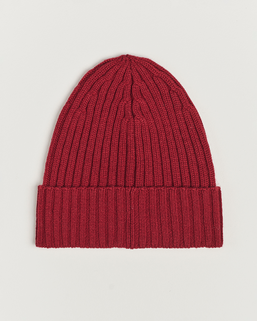 Hombres | Piacenza Cashmere Ribbed Cashmere Beanie Burgundy | Piacenza Cashmere | Ribbed Cashmere Beanie Burgundy