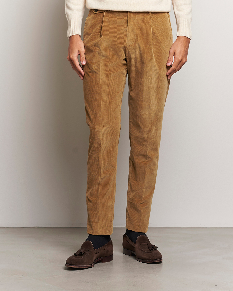 Hombres | Pantalones | PT01 | Slim Fit Corduroy Trousers Brown