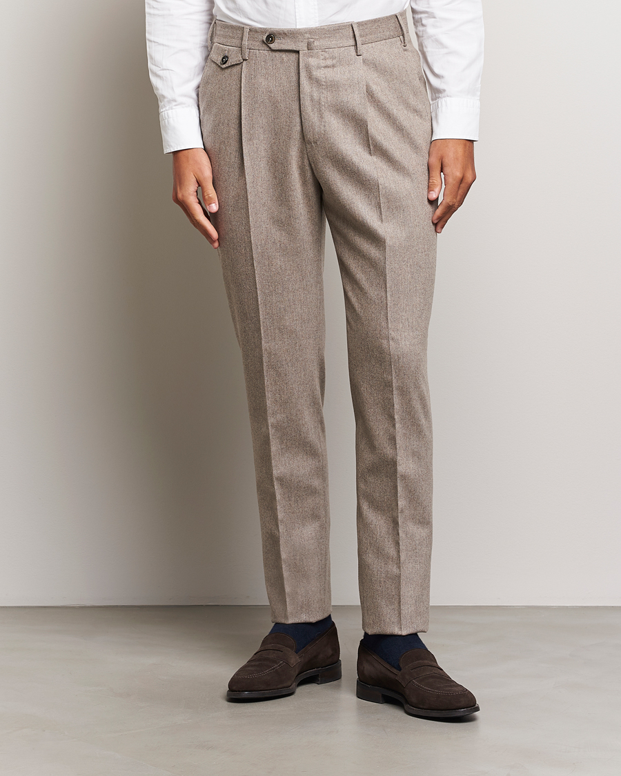 Hombres | Pantalones | PT01 | Slim Fit Pleated Wool/Cashmere Trousers Beige
