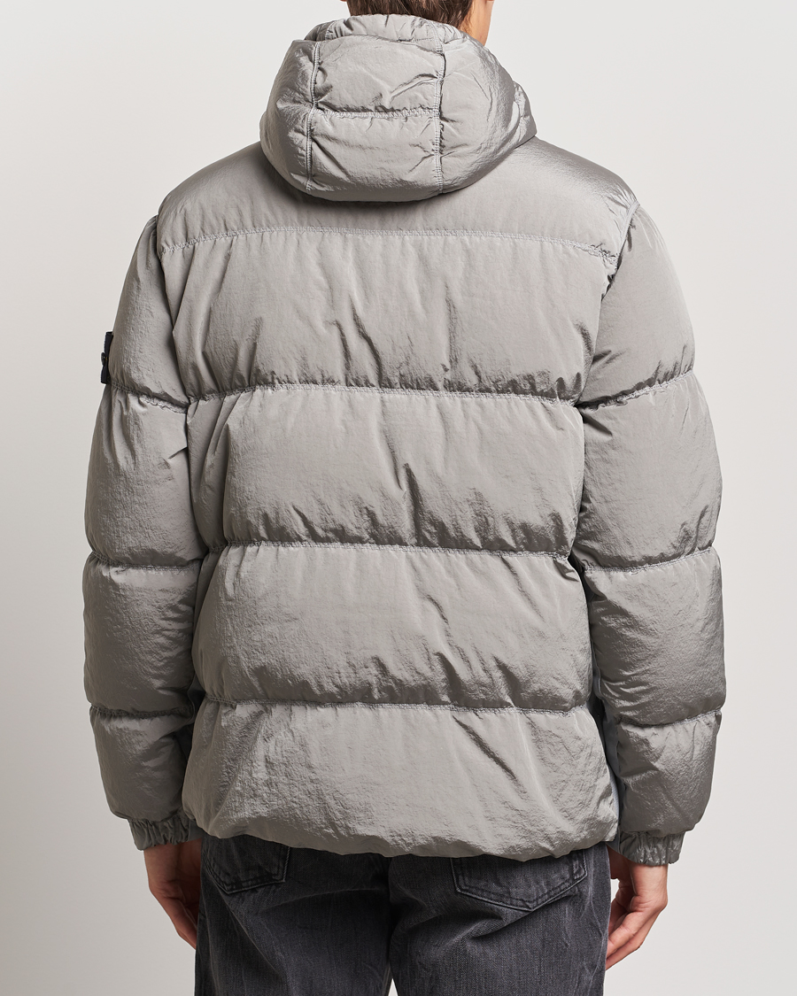 Stone Island Nylon Metal Down Jacket Grey en CareOfCarl.es
