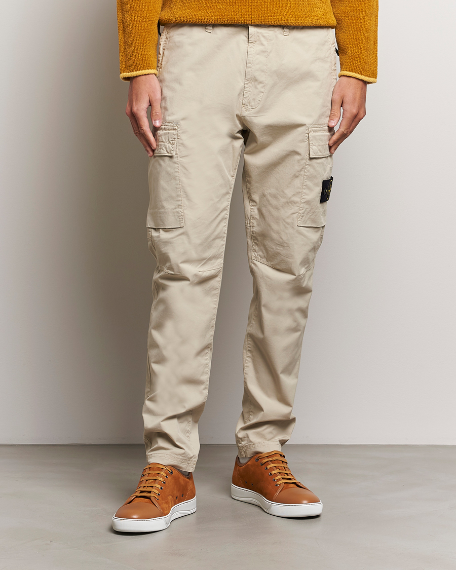 Hombres | Pantalones | Stone Island | Stretch Cotton Gabardine Trousers Plaster