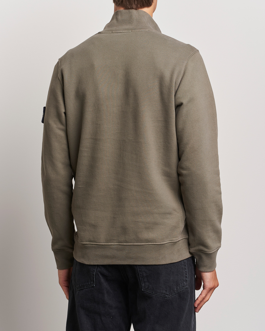 Hombres | Jerséis y prendas de punto | Stone Island | Garment Dyed Fleece Half Zip Walnut