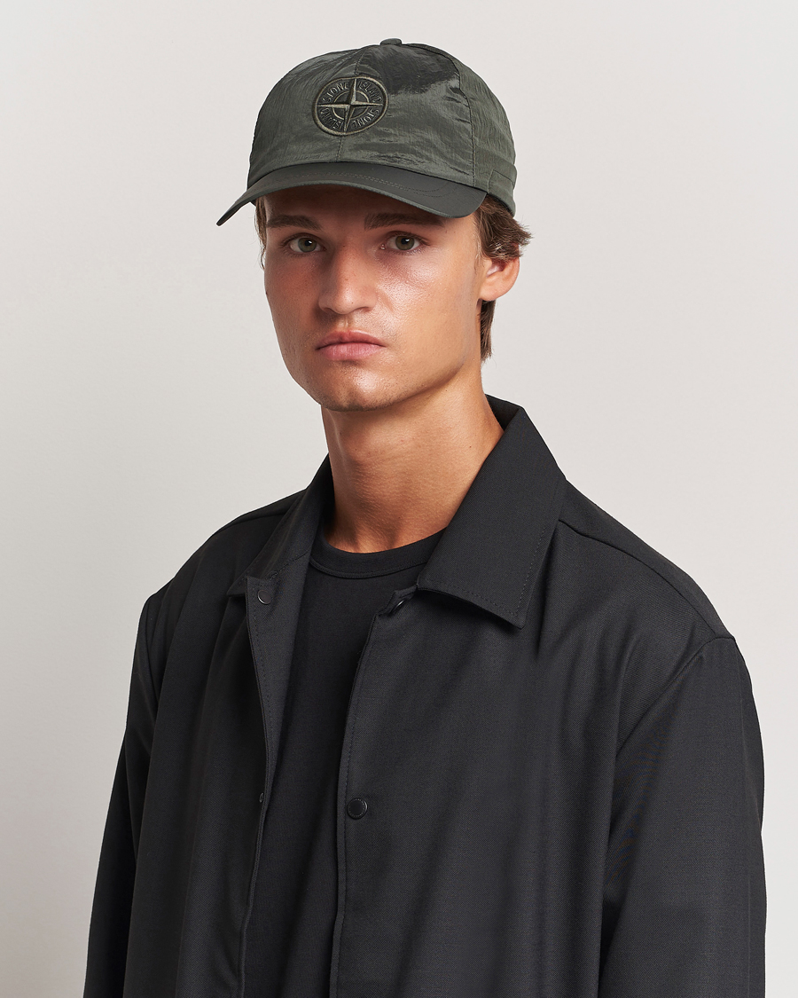 Hombres | Stone Island Nylon Metal Logo Cap Musk | Stone Island | Nylon Metal Logo Cap Musk