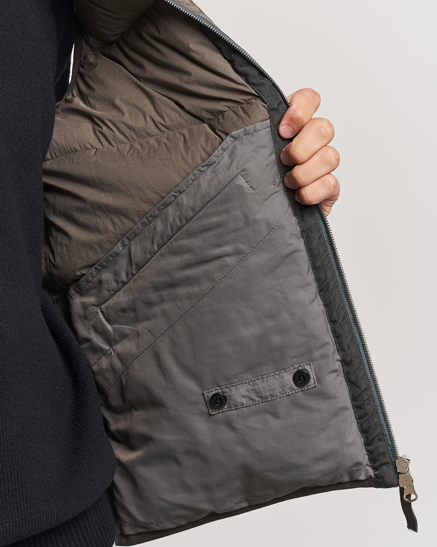 Hombres | Abrigos y chaquetas | Stone Island | Nylon Down-TC Vest Walnut