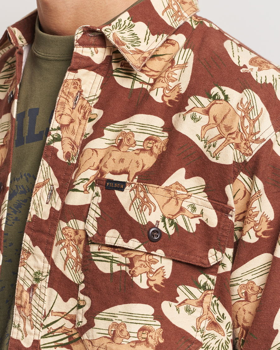 Hombres | Camisas | Filson | Field Flannel Shirt Sorrel Horse/Wildlife