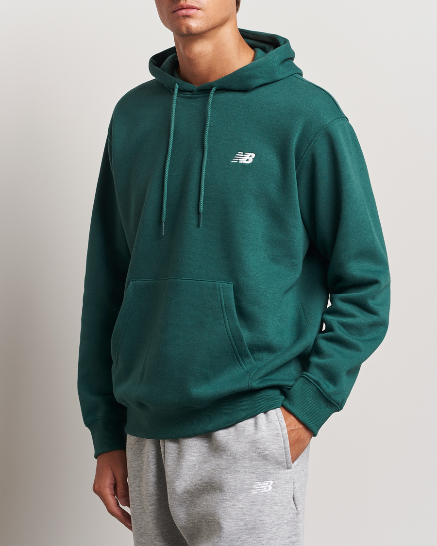 Hombres | Jerséis y prendas de punto | New Balance | Essentials Fleece Hoodie Nightwatch Green