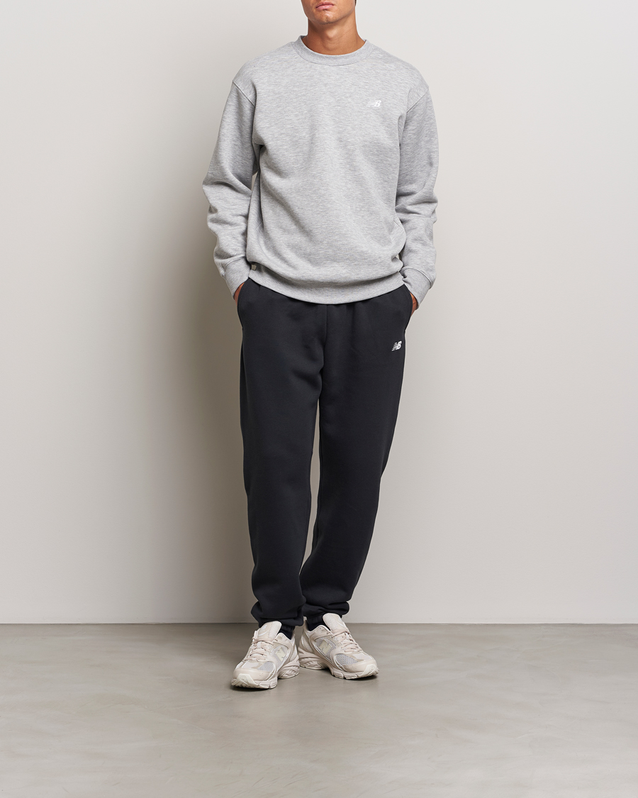 Hombres | Pantalones | New Balance | Essentials Fleece Sweatpants Black