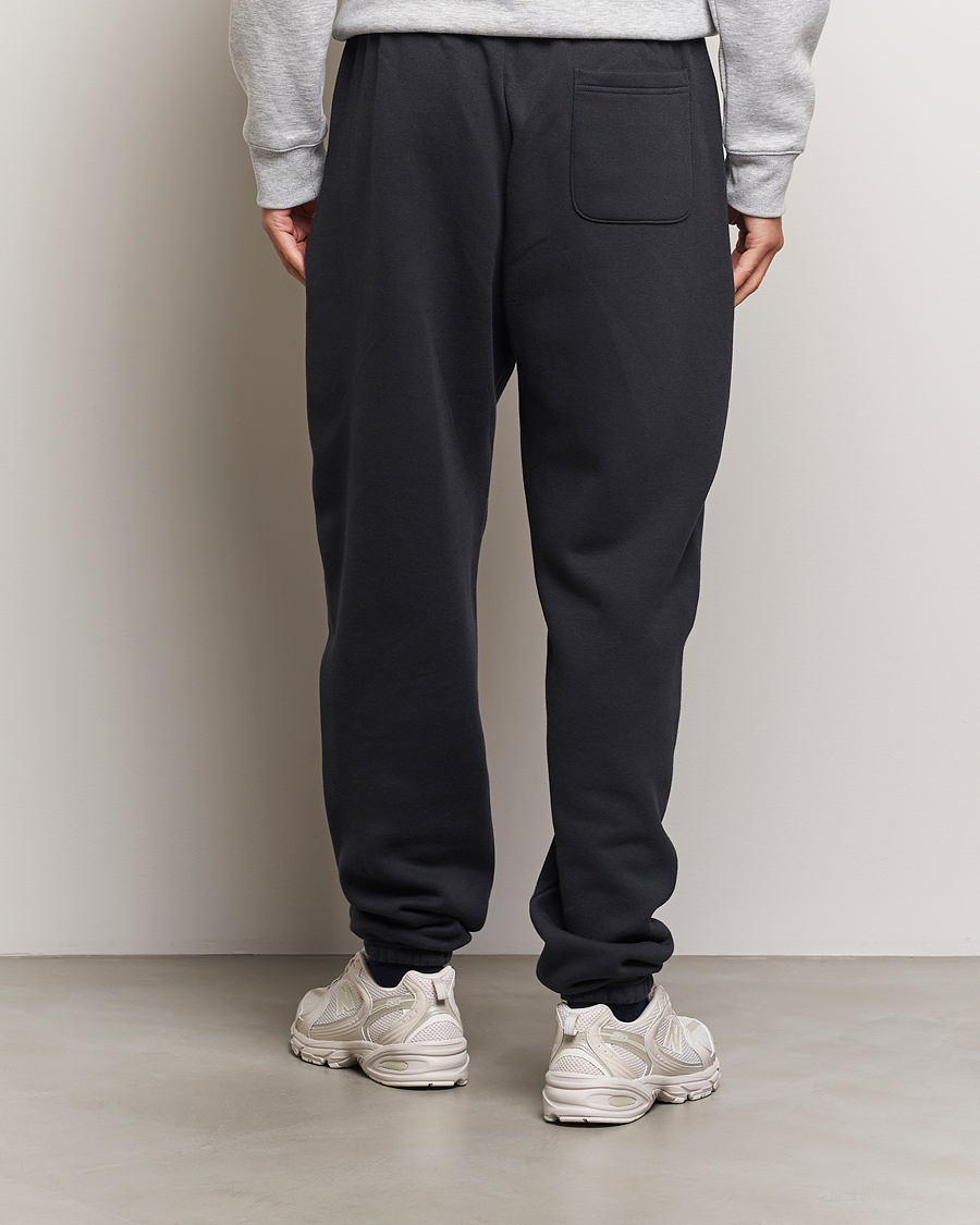 Hombres | Pantalones | New Balance | Essentials Fleece Sweatpants Black