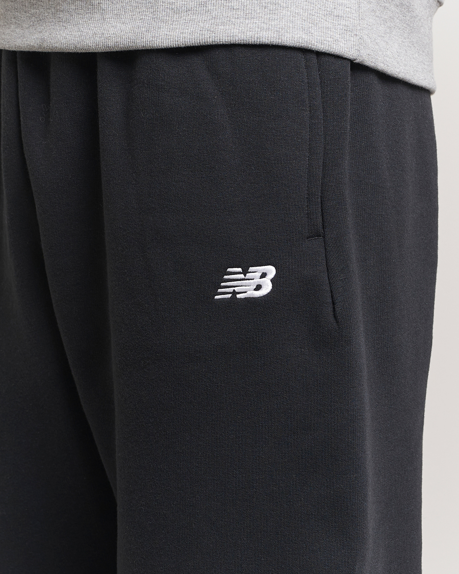 Hombres | Pantalones | New Balance | Essentials Fleece Sweatpants Black