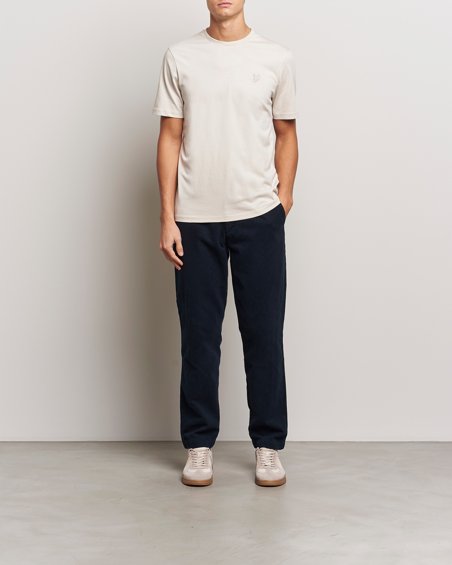 Hombres | Camisetas | Lyle & Scott | Tonal Eagle Crew Neck T-Shirt Cove