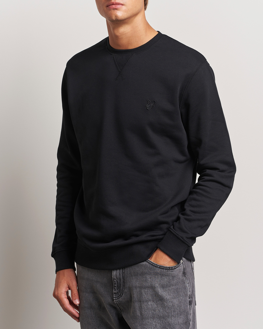 Hombres | Jerséis y prendas de punto | Lyle & Scott | Tonal Eagle Crew Neck Sweatshirt Jet Black