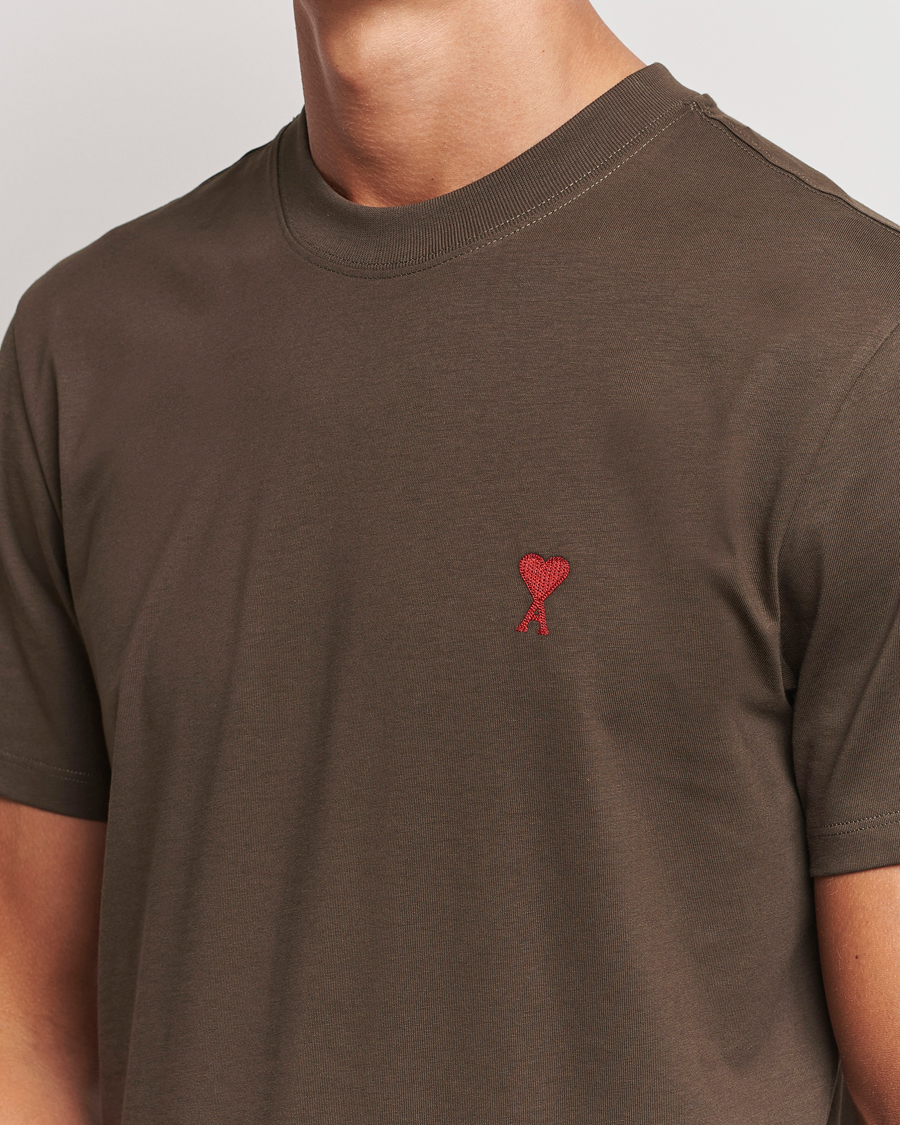 Hombres | Camisetas | AMI | Heart Logo T-Shirt Dark Coffee
