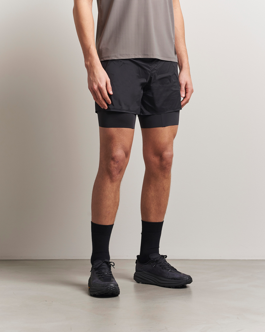 Hombres | Pantalones cortos | Satisfy | TechSilk 8 Inch Shorts Black