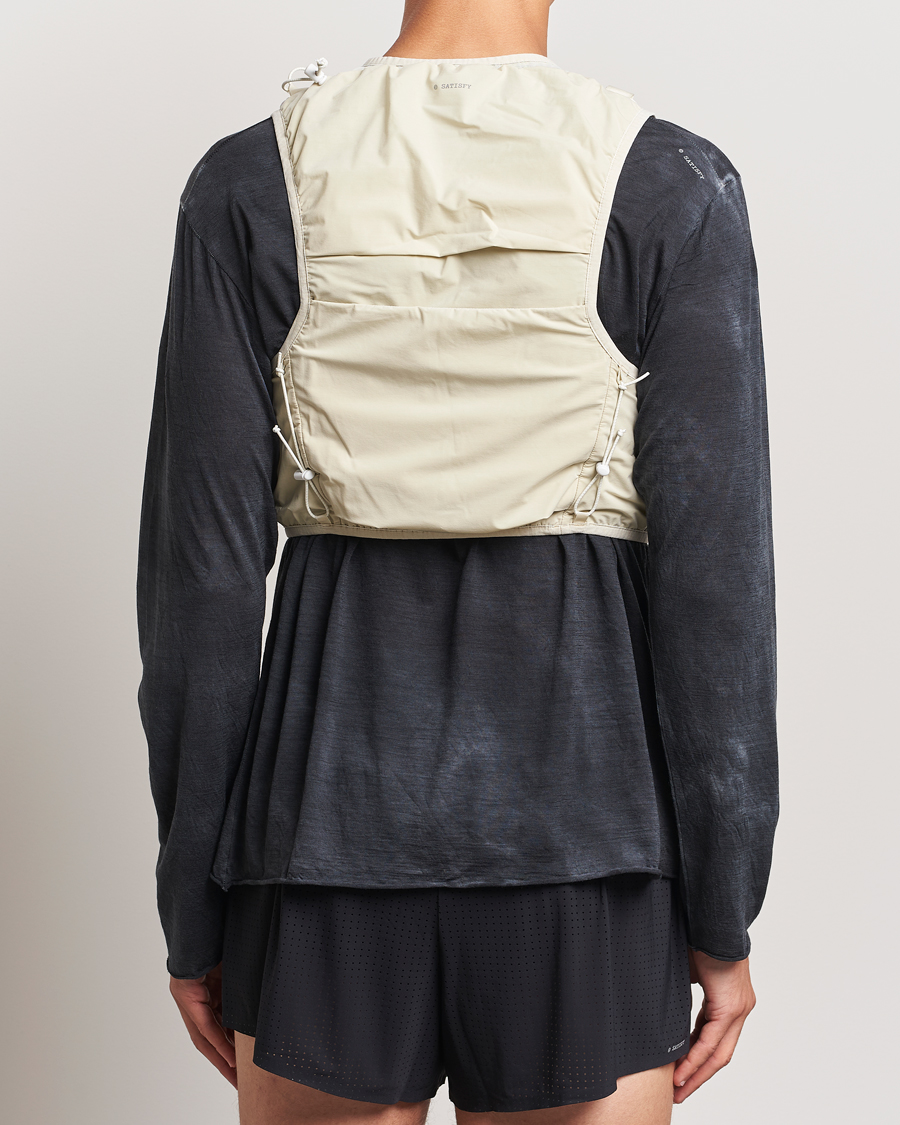 Hombres | Satisfy Justice Cordura Hydration Vest Mineral Off White | Satisfy | Justice Cordura Hydration Vest Mineral Off White