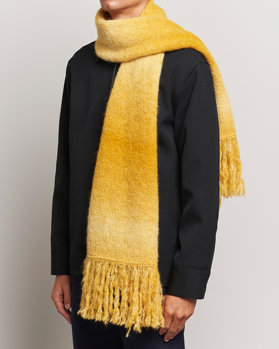 Hombres | Sunflower Ombre Wool Scarf Yellow | Sunflower | Ombre Wool Scarf Yellow