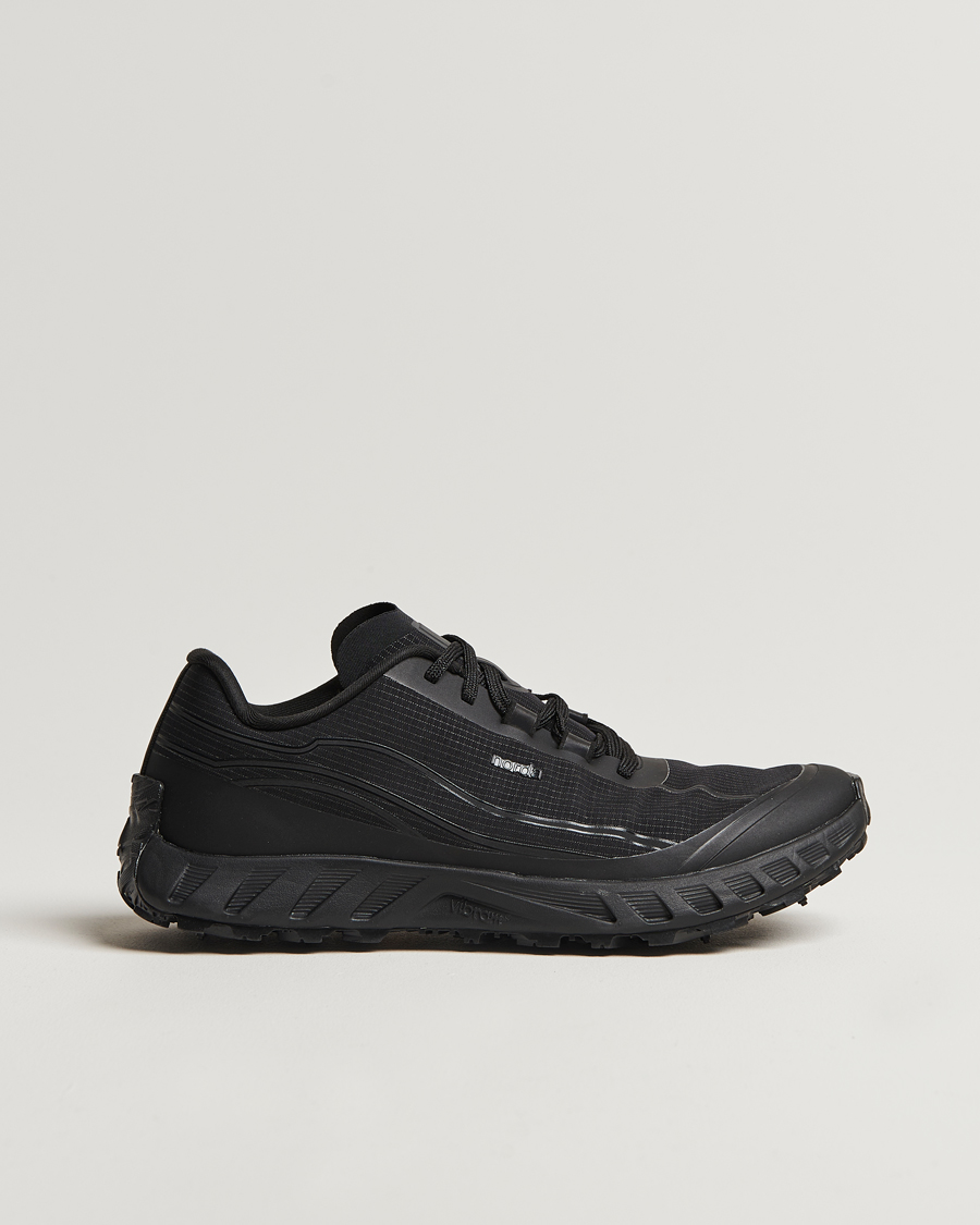 Hombres | Norda 002 Running Sneakers Stealth Black | Norda | 002 Running Sneakers Stealth Black