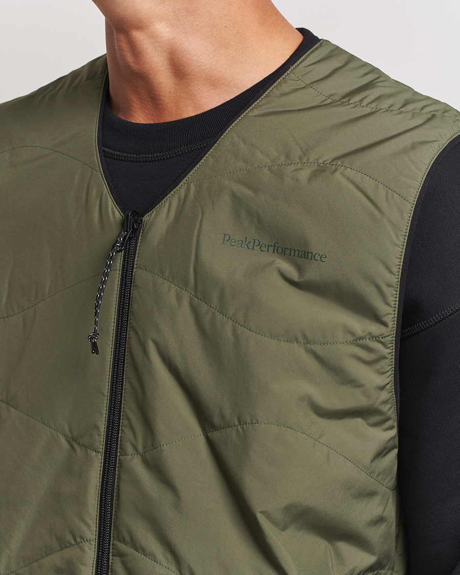 Hombres | Abrigos y chaquetas | Peak Performance | Insulated Reversable Vest Pine Needle