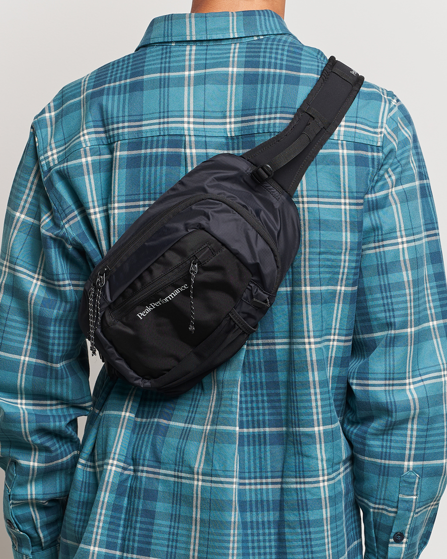 Hombres | Peak Performance Outdoor Slingbag Black | Peak Performance | Outdoor Slingbag Black
