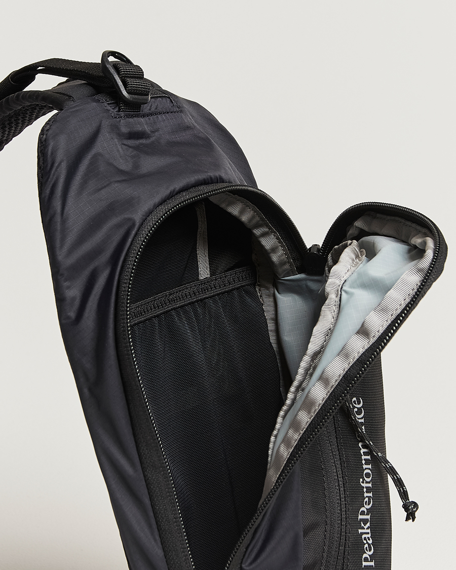 Hombres | Peak Performance Outdoor Slingbag Black | Peak Performance | Outdoor Slingbag Black