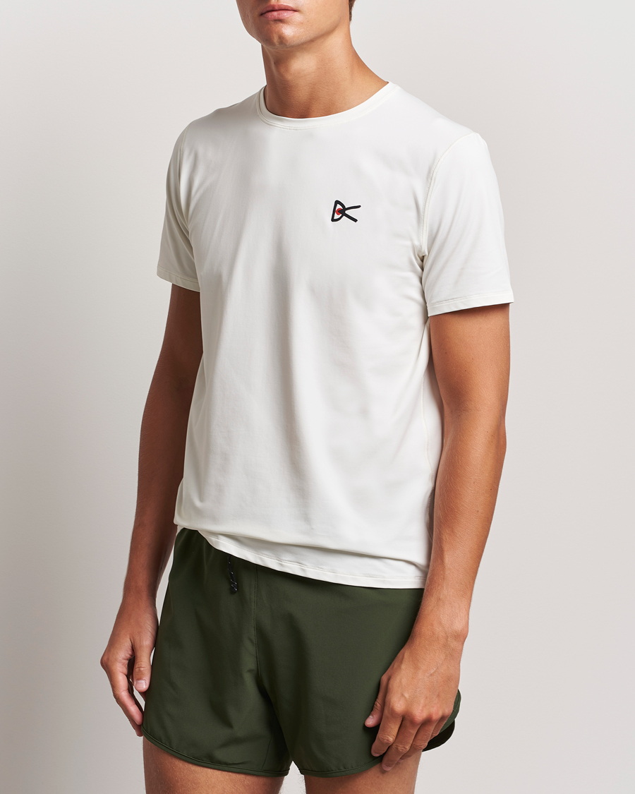 Hombres | Camisetas | District Vision | Lightweight Short Sleeve T-Shirt Lunar White