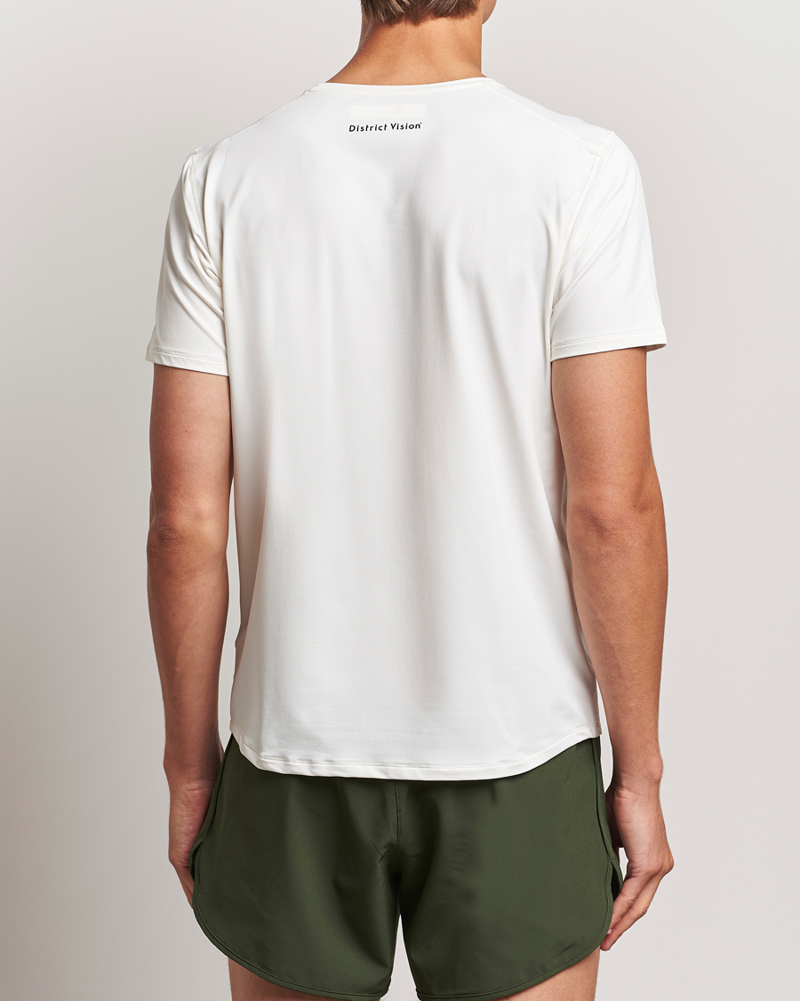Hombres | Camisetas | District Vision | Lightweight Short Sleeve T-Shirt Lunar White