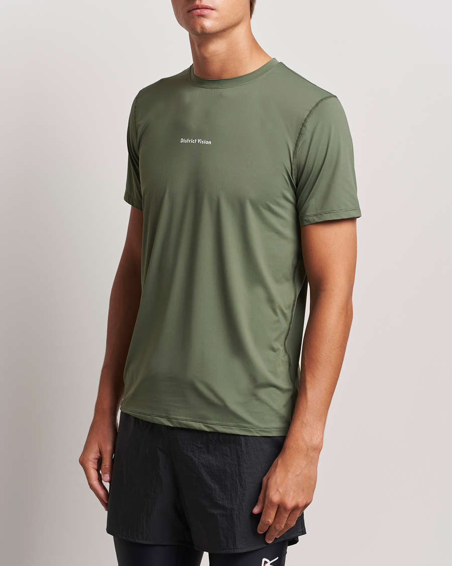 Hombres | Camisetas | District Vision | Ultralight Aloe Short Sleeve Sage