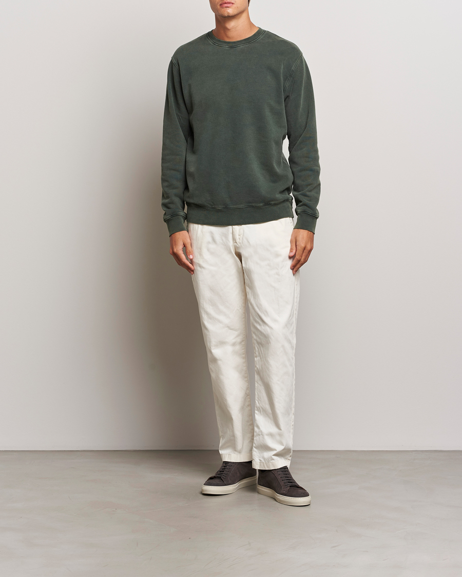 Hombres | Jerséis y prendas de punto | Colorful Standard | Classic Organic Crew Neck Sweat Midnight Forest
