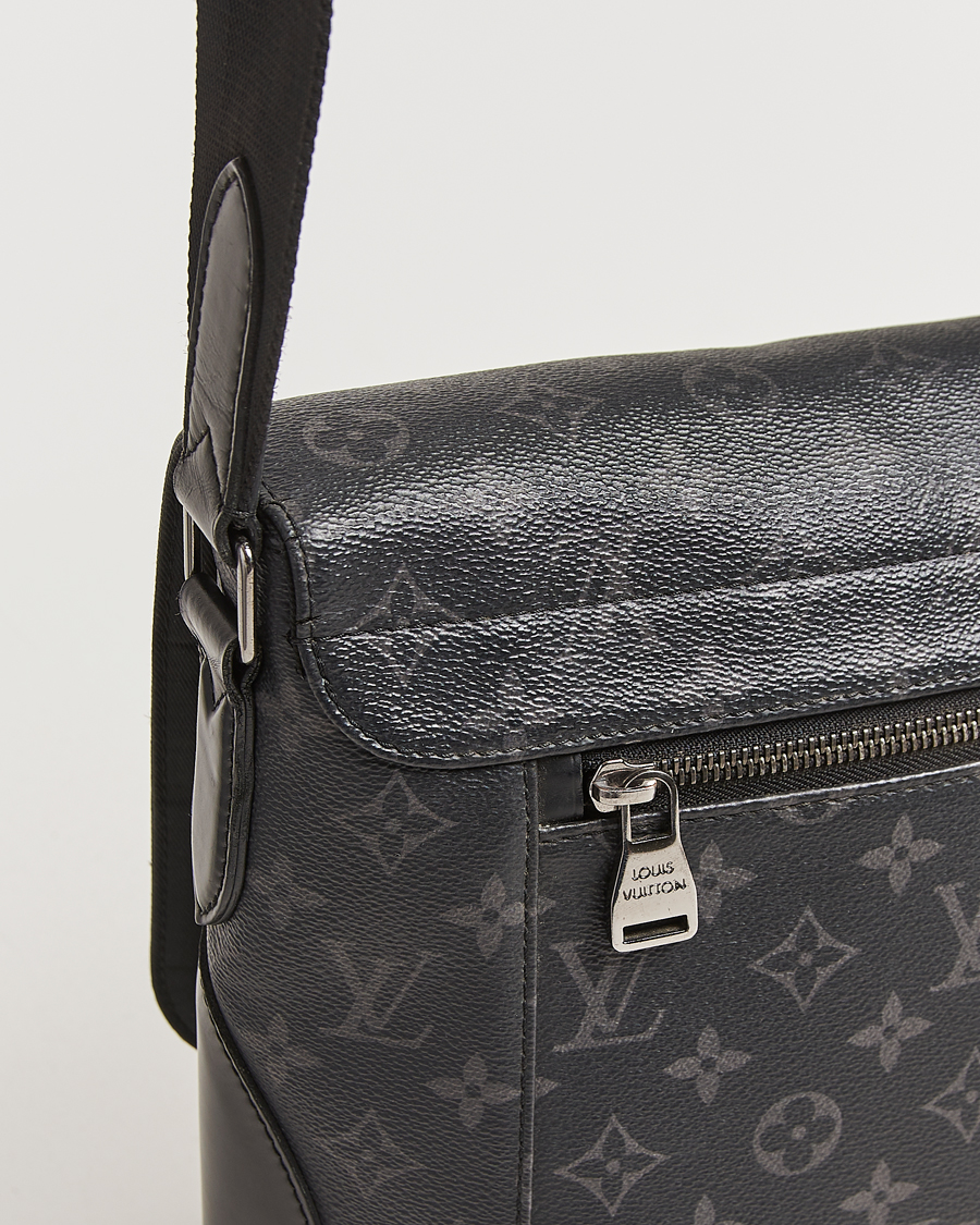 Hombres | Louis Vuitton Pre-Owned Explorer Messenger Bag Monogram Eclipse | Louis Vuitton Pre-Owned | Explorer Messenger Bag Monogram Eclipse