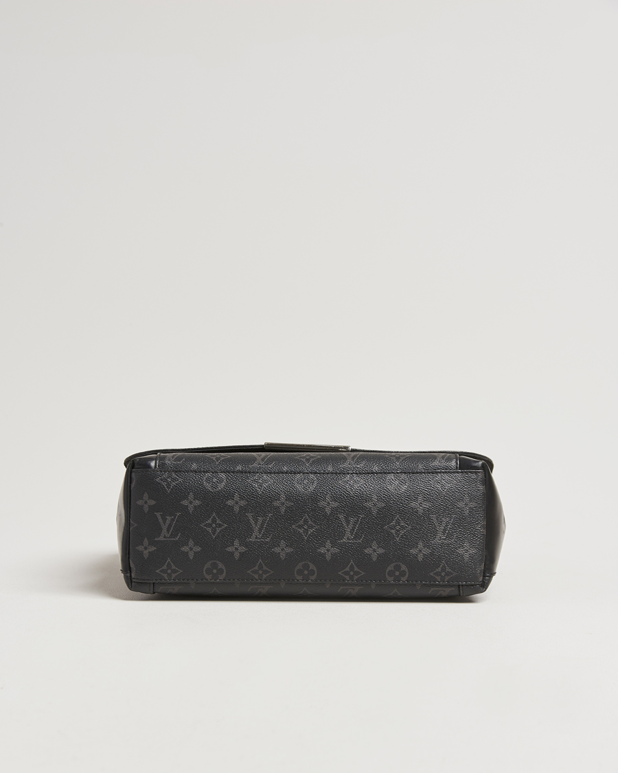 Hombres | Louis Vuitton Pre-Owned Explorer Messenger Bag Monogram Eclipse | Louis Vuitton Pre-Owned | Explorer Messenger Bag Monogram Eclipse