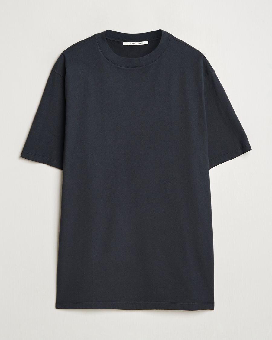 Hombres | Camisetas | A Day's March | Tron Relaxed T-Shirt Black