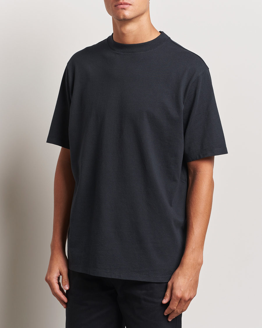 Hombres | Camisetas | A Day's March | Tron Relaxed T-Shirt Black